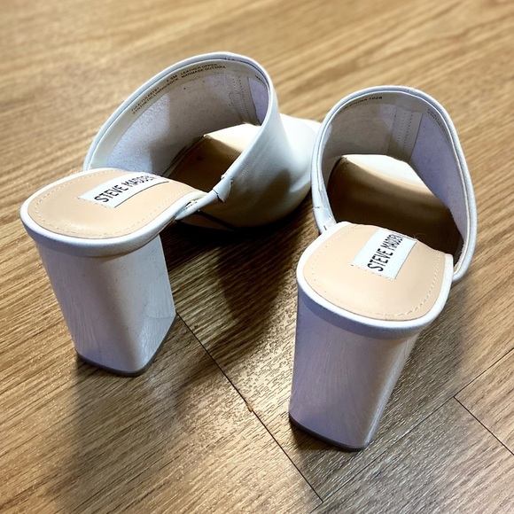 STEVE MADDEN Tule Block Heel Sandal - Picture 6 of 11